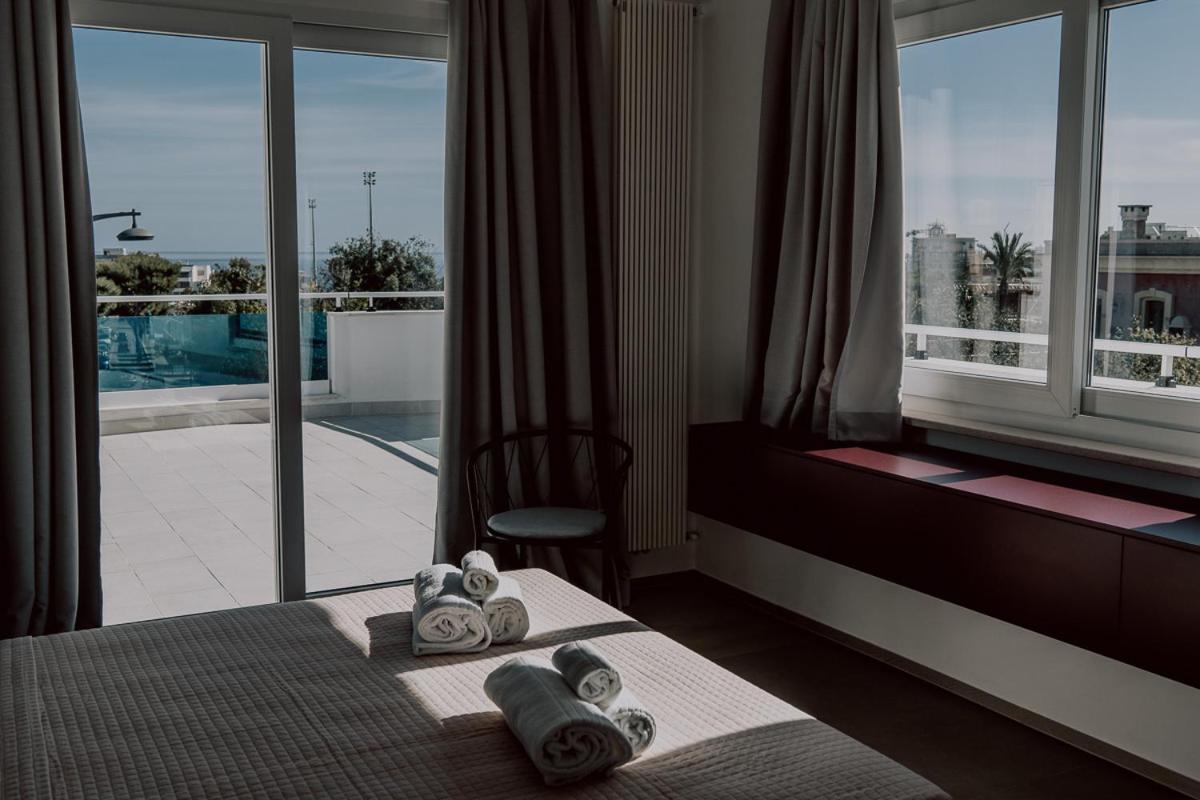 Suite Donna Edwige By Monholiday Monopoli Exterior photo