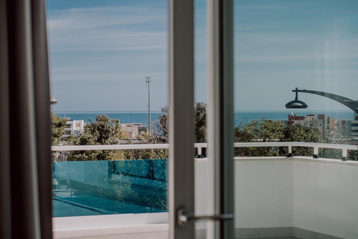 Suite Donna Edwige By Monholiday Monopoli Exterior photo